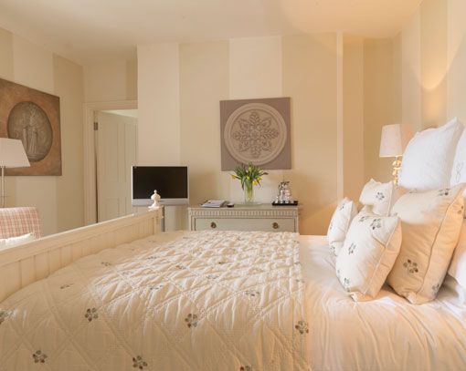 17 Best Gorgeous Hotel Bedrooms Images On Pinterest Luxury Cotswolds Hotel Spa Restaurant Conferences