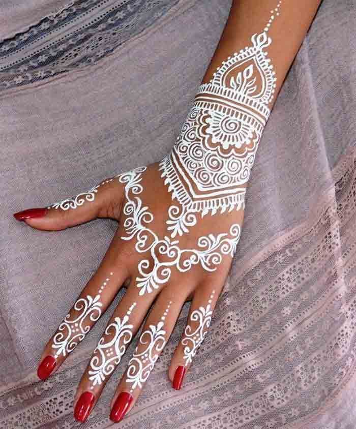 22 Latest White Henna Designs For Hands In 2019 diseños de tatuajes ...