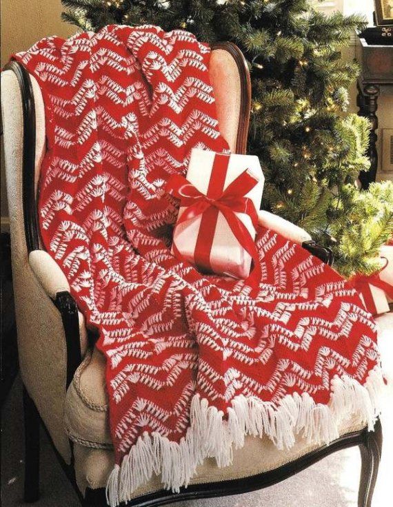 72 best Crochet Christmas Afghans/Throws/Pillows images on Pinterest Croche...