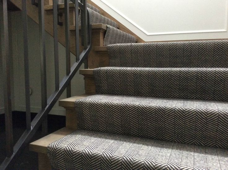 rug 6 x 9 runner CAVALCANTI Stair Flatwoven design. in Herringbone rug 6 x 9 runner CAVALCANTI Stair Flatwoven design. in Herringbone