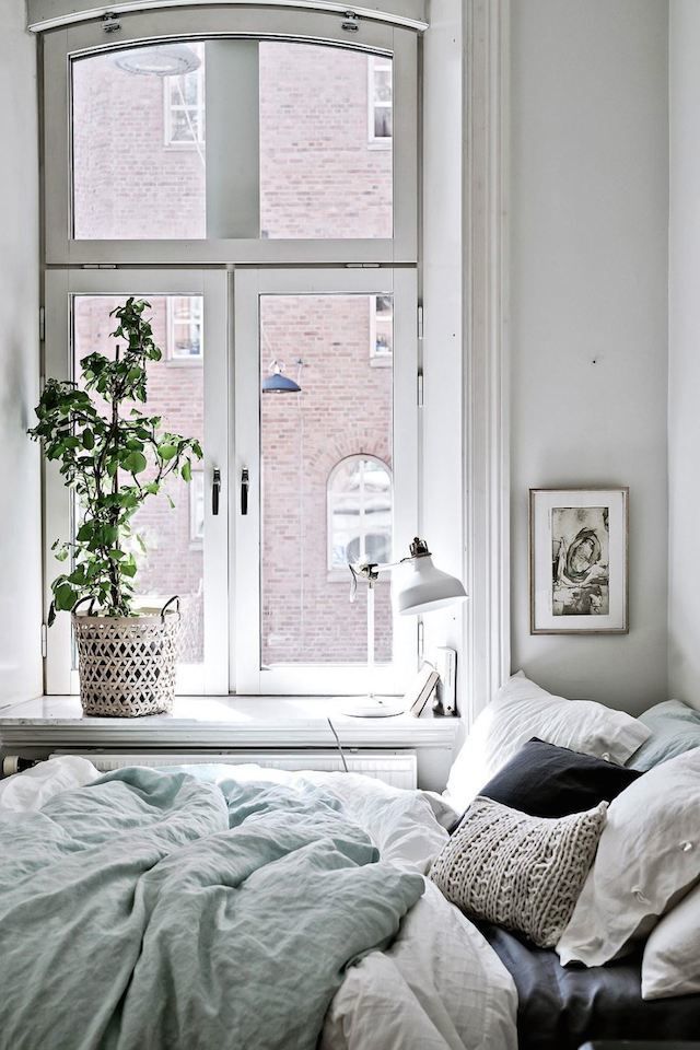 Bedrooms In Small Spaces best 25+ small bedrooms ideas on pinterest | decorating small Bedrooms In Small Spaces best 25+ small bedrooms ideas on pinterest | decorating small