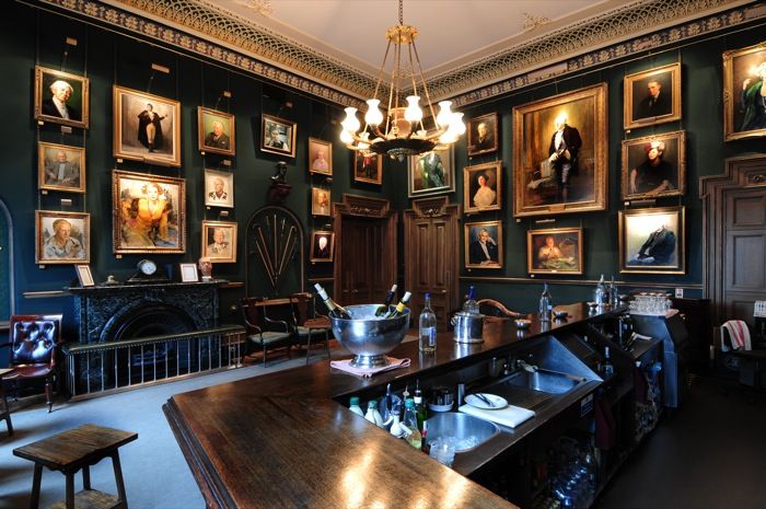 The Garrick Club Gallery | English decor, Architecture, Club