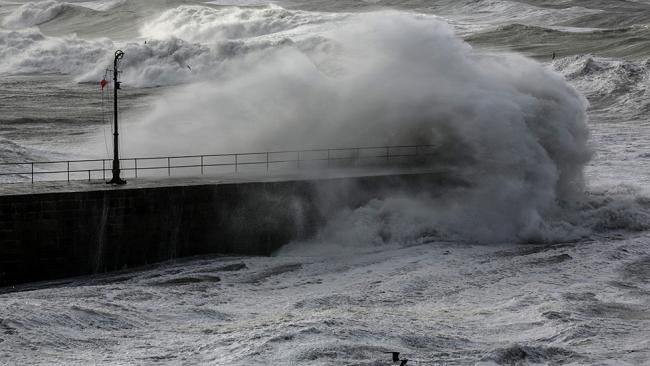 Weather Forecast And Conditions For Charing Cross England The weather-forecast-and-conditions-for-charing-cross-england-the