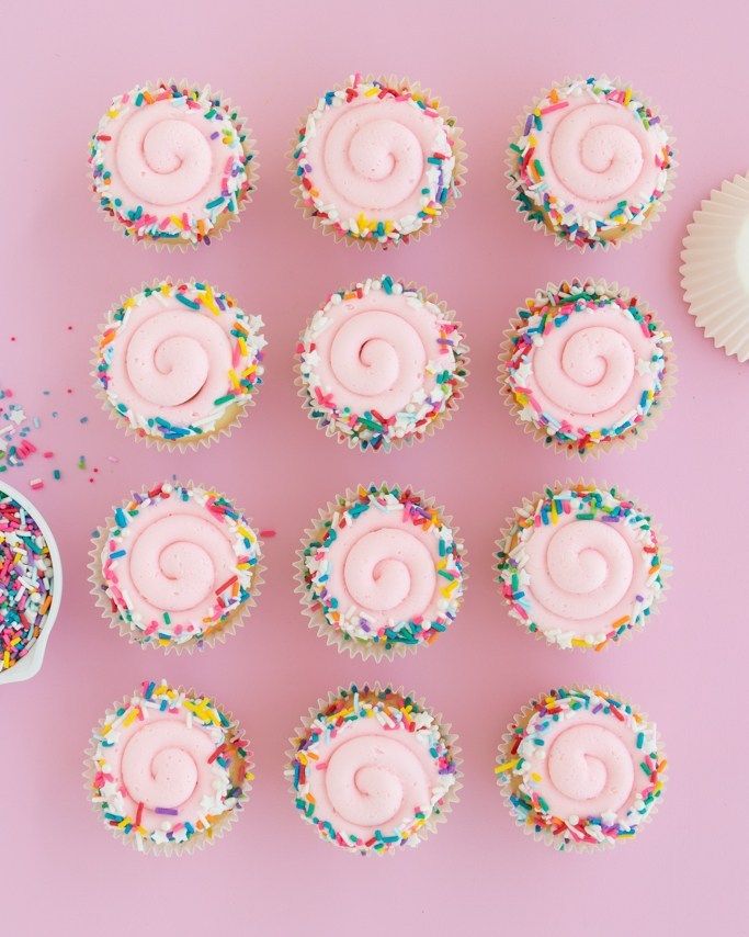 Sprinkles Birthday Party Ideas Photo 8 Of 14 Sprinkles Birthday Party 3rd Birthday Cakes Cake