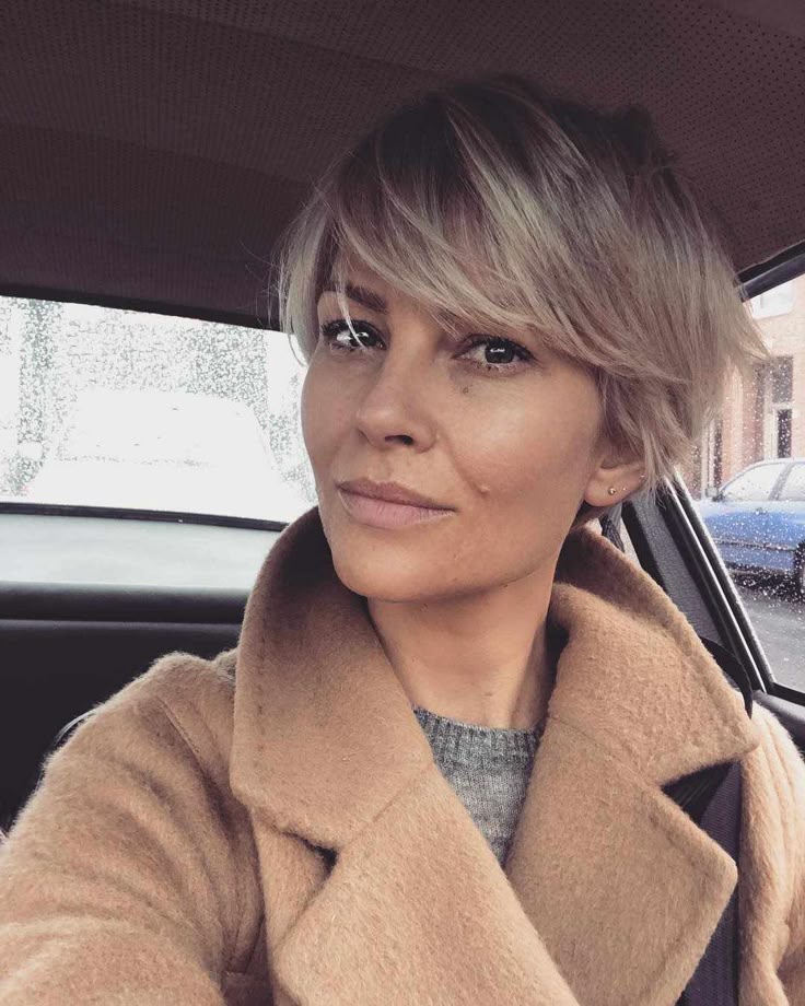50 Hottest Pixie and Bob Hairstyles for 2019 - #bob #BobHairstyles #Hair #Hairst...