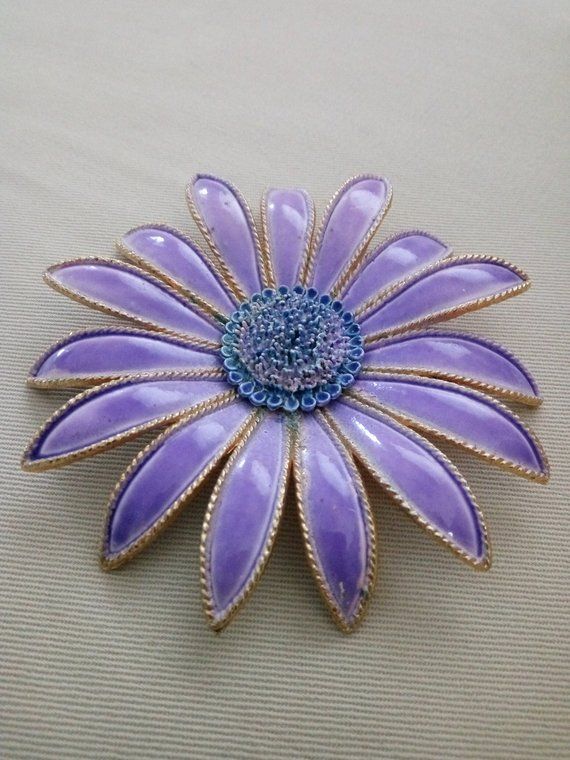 Large Vintage Statment Brooch pin