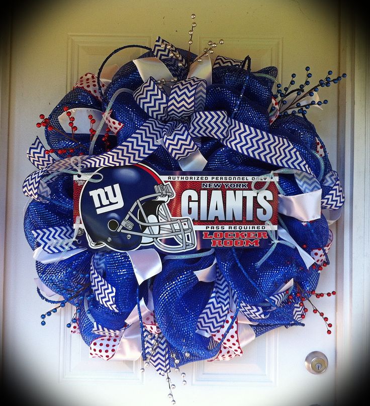 New York Giants wreath! This mesh wreath includes 3 different types of ribbon, deco tubing, blue ...