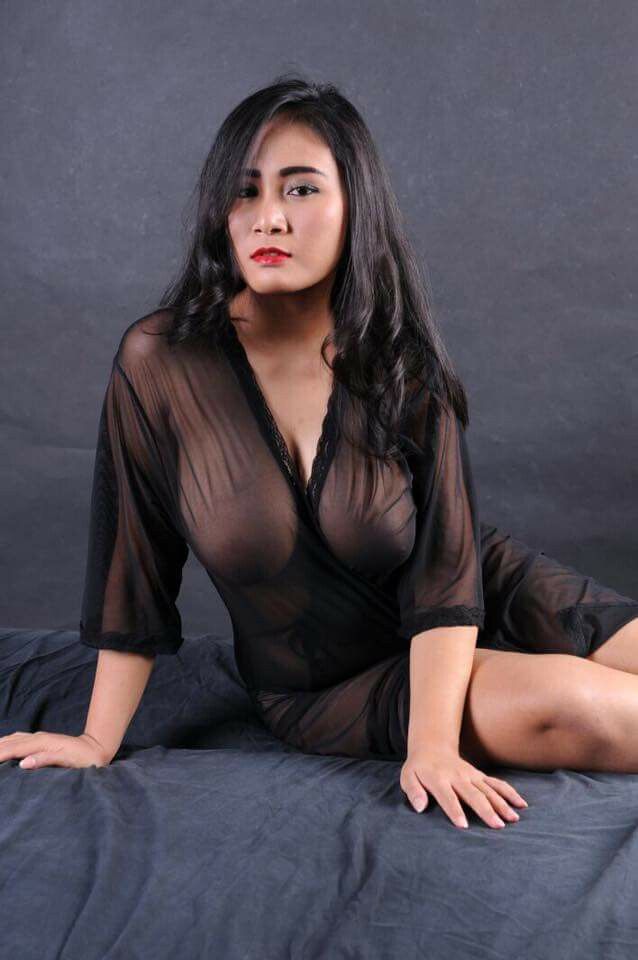 Naked supermodel indonesia — pic 1