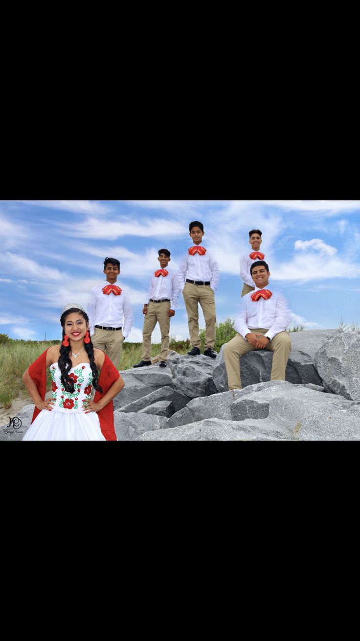 Quinceañera pictures | Quinceanera pictures, Quinceanera, Photo