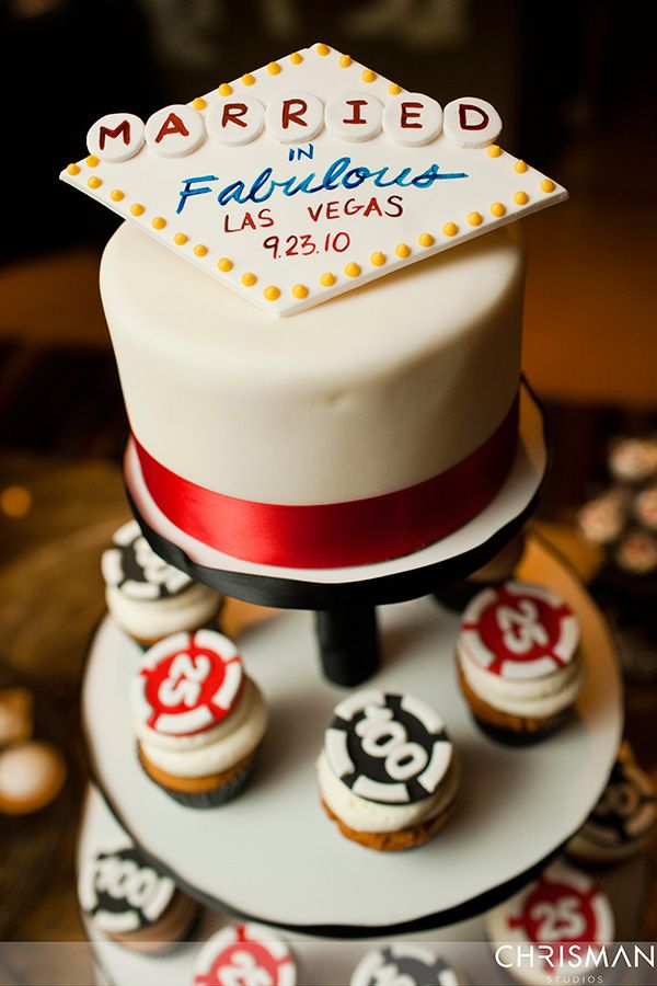 20 Best Las Vegas Wedding Reception Images On Pinterest Las Vegas Wedding Cake At The Palms By Chrisman Studios