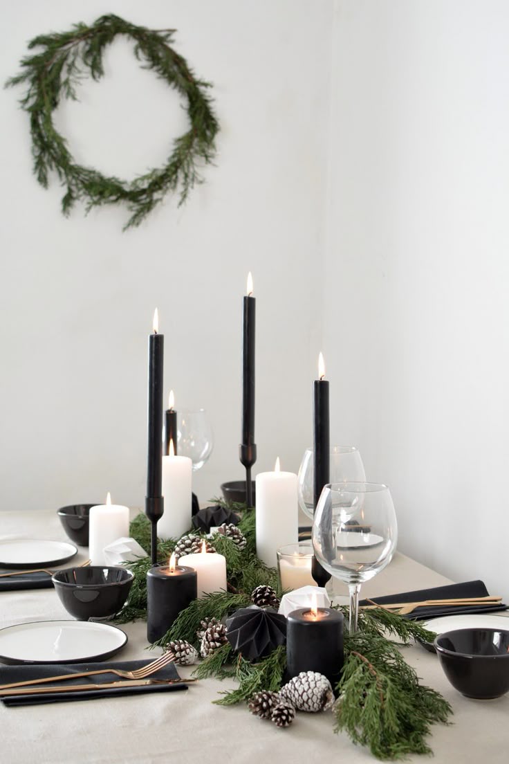 a scandinavian inspired christmas table setting | BURKATRON www.burkatron.com...