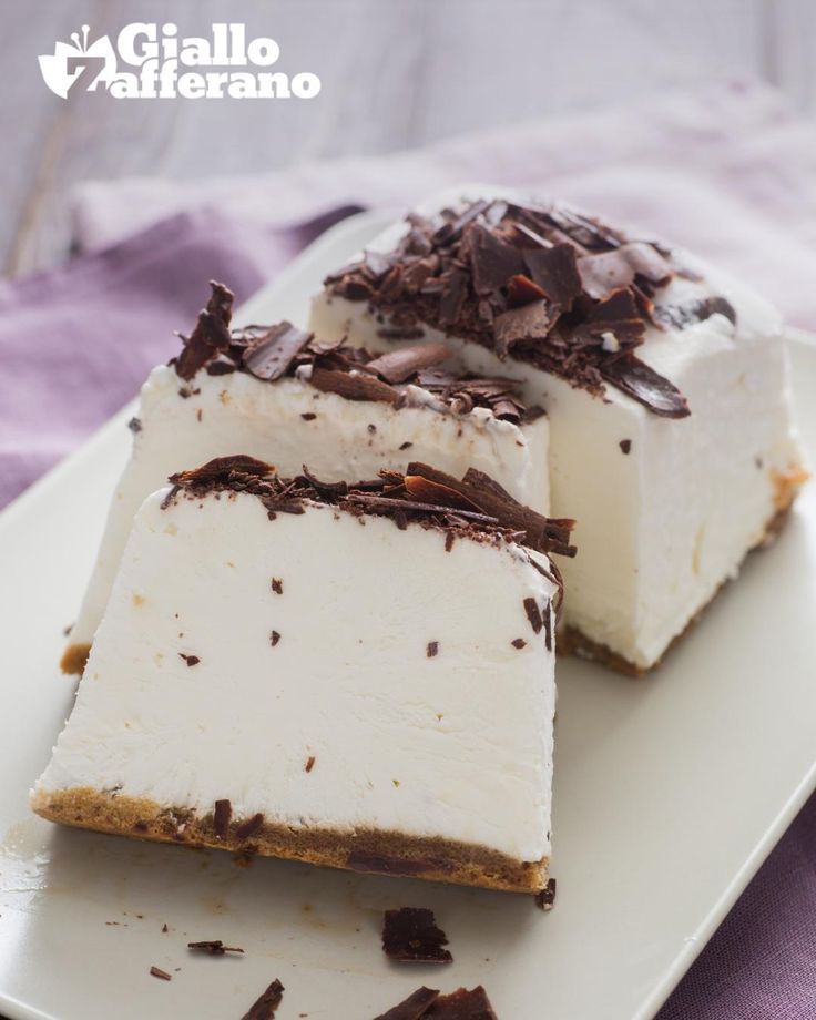 Giallozafferano on Instagram: “SEMIFREDDO AL TIRAMISÙ ❤️raffinato, elegante, affettarlo e gustarlo sarà un piacere! . 👉 PER LA R… | Cake desserts, Desserts, Food
