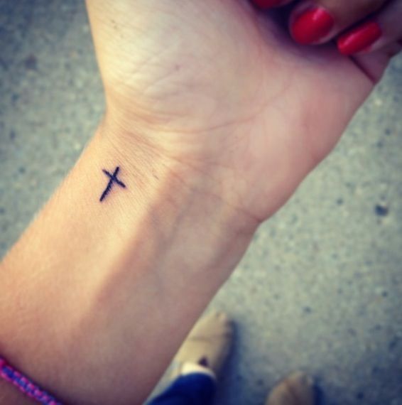 best 25 little cross tattoos ideas on pinterest christian cross best 25 little cross tattoos ideas on pinterest christian cross