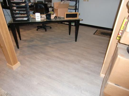 TrafficMASTER Canadian Hewn Oak 6 in. W x 36 in. L Luxury Vinyl Plank TrafficMASTER Canadian Hewn Oak 6 in. W x 36 in. L Luxury Vinyl Plank