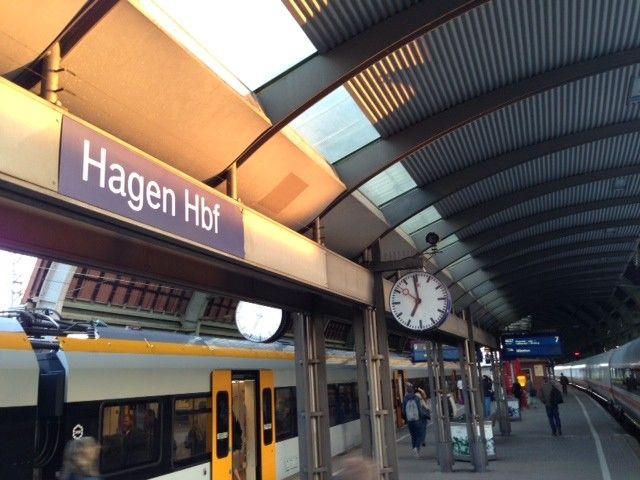 Hagen Hbf Mit Eurobahn Im Gleis Hagen Nrw Germany Sauerland Ruhrgebiet Bahnhof