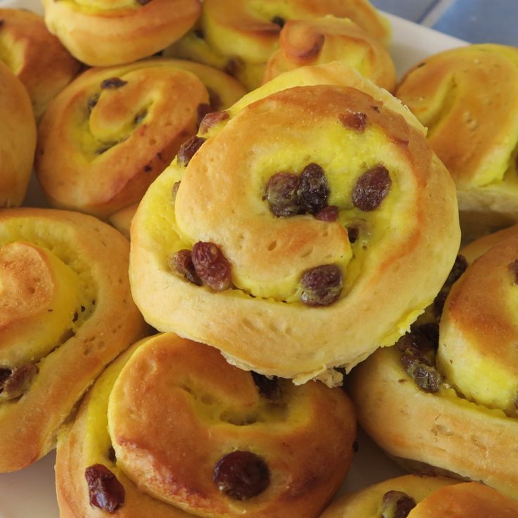 Ricetta brioches girelle danesi alla crema Brioches Girelle danesi alla crema, d...