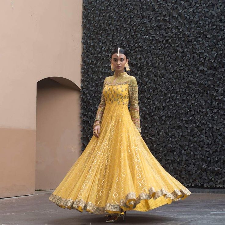 Mahiya fashion couture dresses Mahiya fashion couture dresses