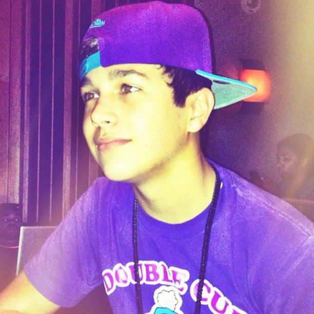 Austin Mahone s Journey to 1 Million Mahomies on Twitter