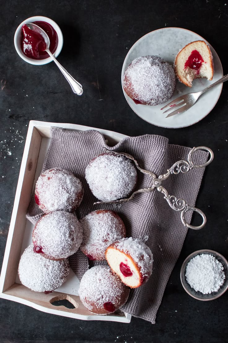 glutenfreie Berliner ohne Eier und Zucker (vegan)