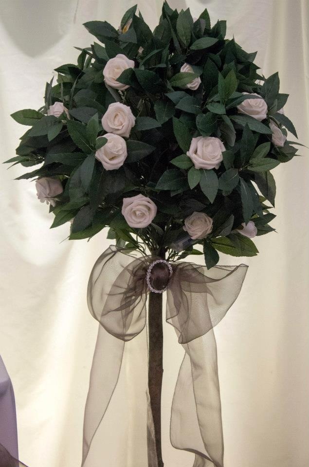 Bay Tree For Wedding Flowers In 2018 Pinterest Bay Tree For Wedding Flowers In 2018 Pinterest And Diy