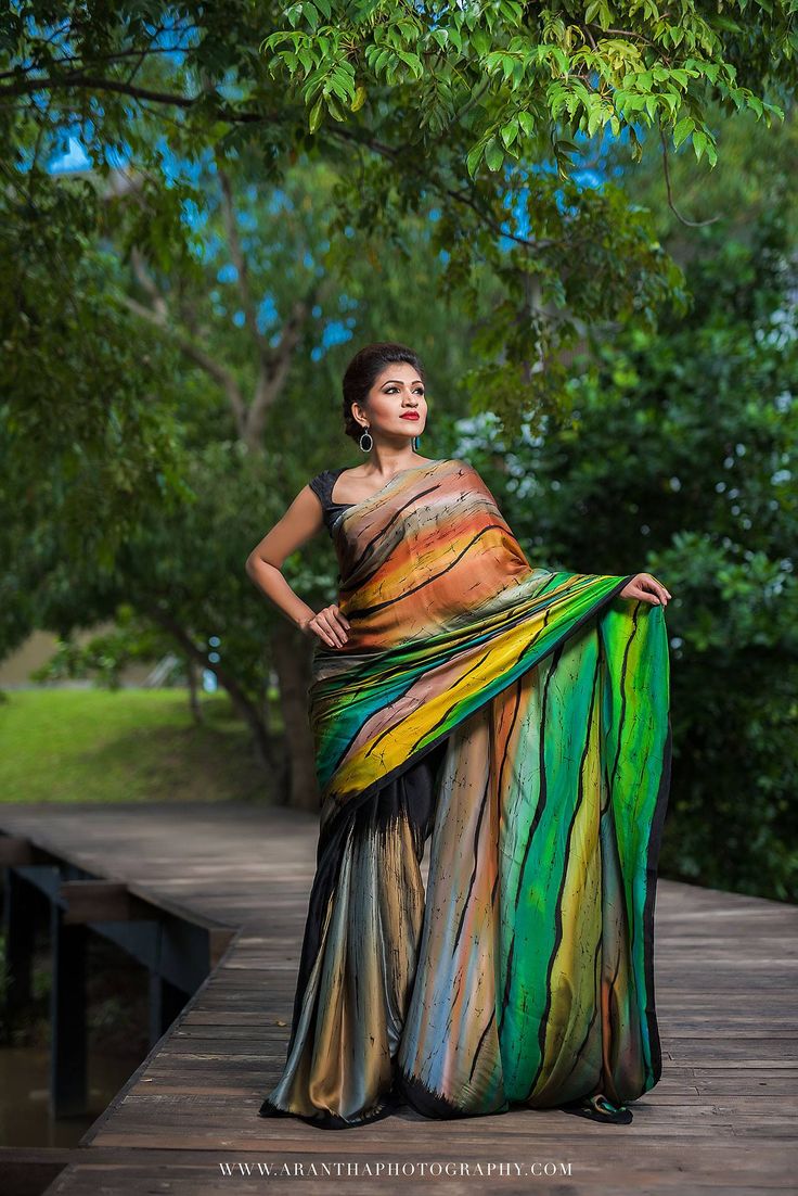 eric suriyasena batiks sri lanka saree floral blouse handloom saree designs in sri lanka