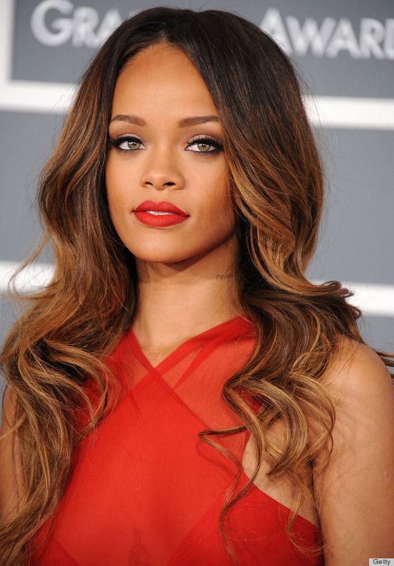 What color makeup with red dress What color makeup with red dress