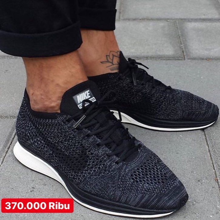 Rp 530 000 Free Shipping Jabodetabek Nike Zoom Vomero14 Red Size