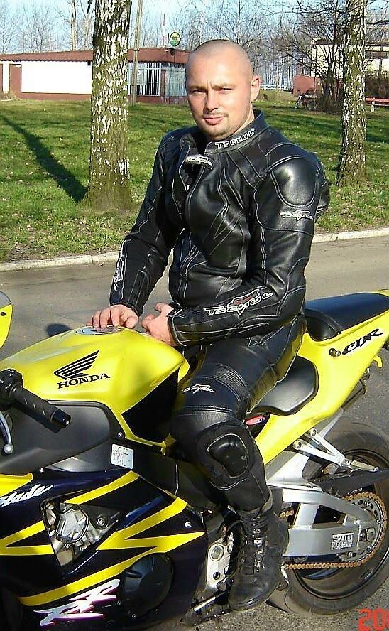 gay leather firs Gay leather firs