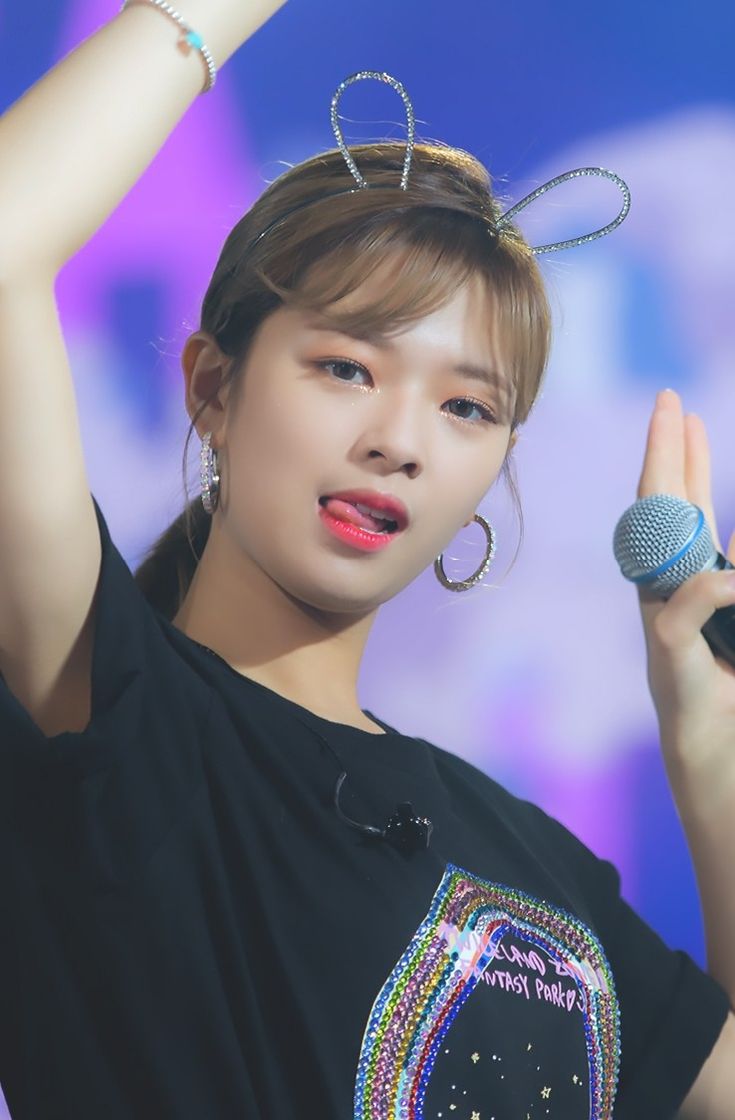 jeongyeon yoo jungyeon twice jeongyeon yoo jungyeon twice