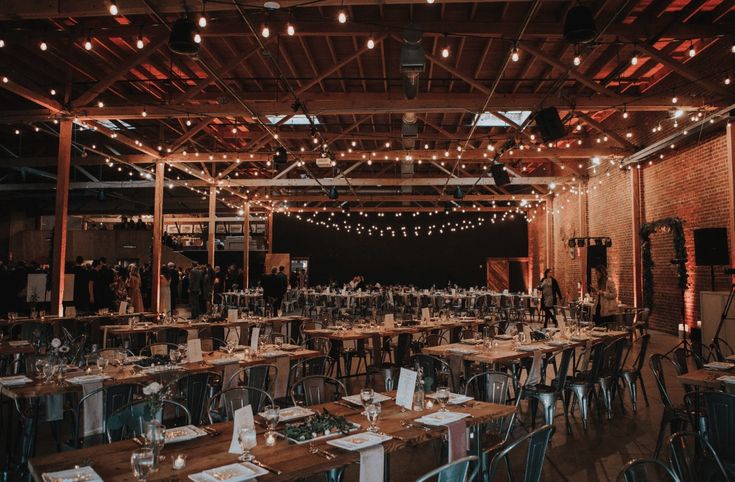 10 Surprisingly Affordable Wedding Venues In The Bay Area Joy Wedding Venues Indoor Northern California Wedding Venues Bay Area Wedding Venues