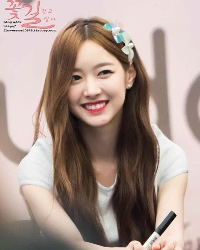 gugudan mimi jung mimi explore tumblr posts s gugudan mimi jung mimi explore tumblr posts s