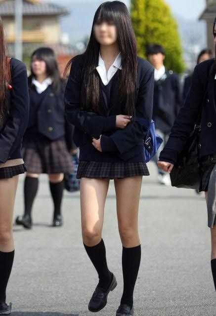 Japan schoolgirl voyeur