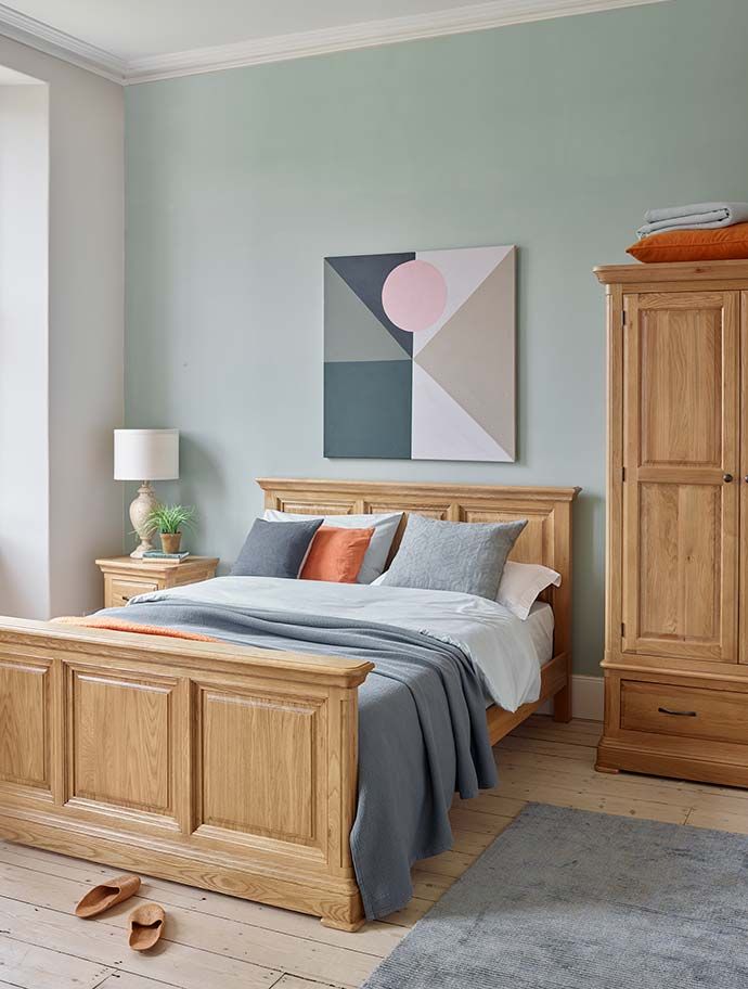 Styling Your Bedroom How To Decorate With Blue Oak Bedroom Furniture Oak Furniture Land Furniture