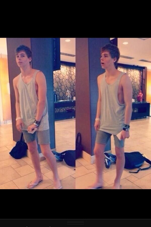 luke hummings legs lay boyfriend luke hummings legs lay boyfriend