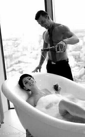 nude woman being flogged what do u call a women that is naked