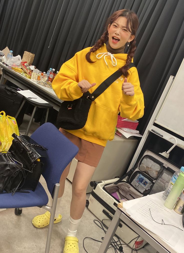 fukutomi tsuki fashion style photo fukutomi tsuki fashion style photo