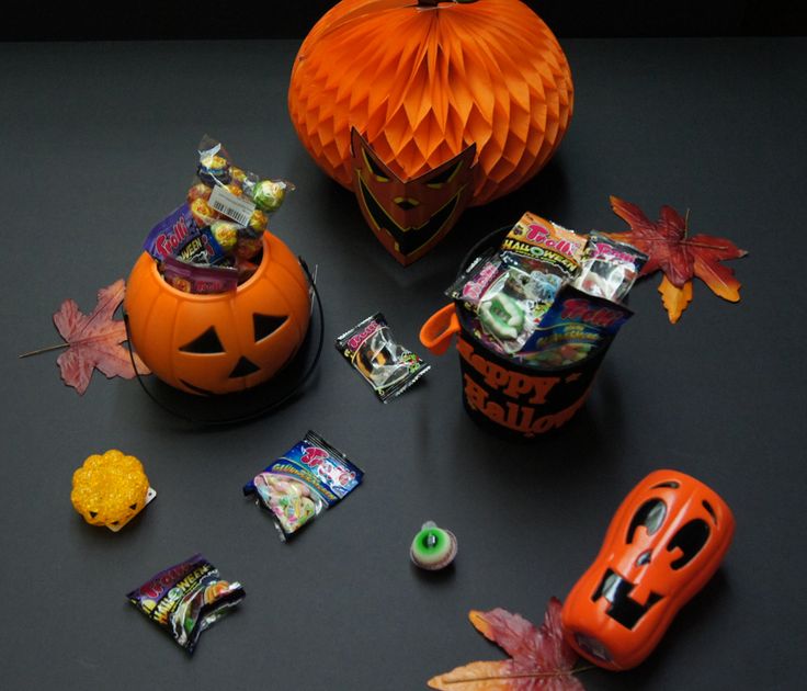 assortiment darticle dhalloween seau en plastique ou en feutrine citrouille - Article About Halloween assortiment darticle dhalloween seau en plastique ou en feutrine citrouille - Article About Halloween