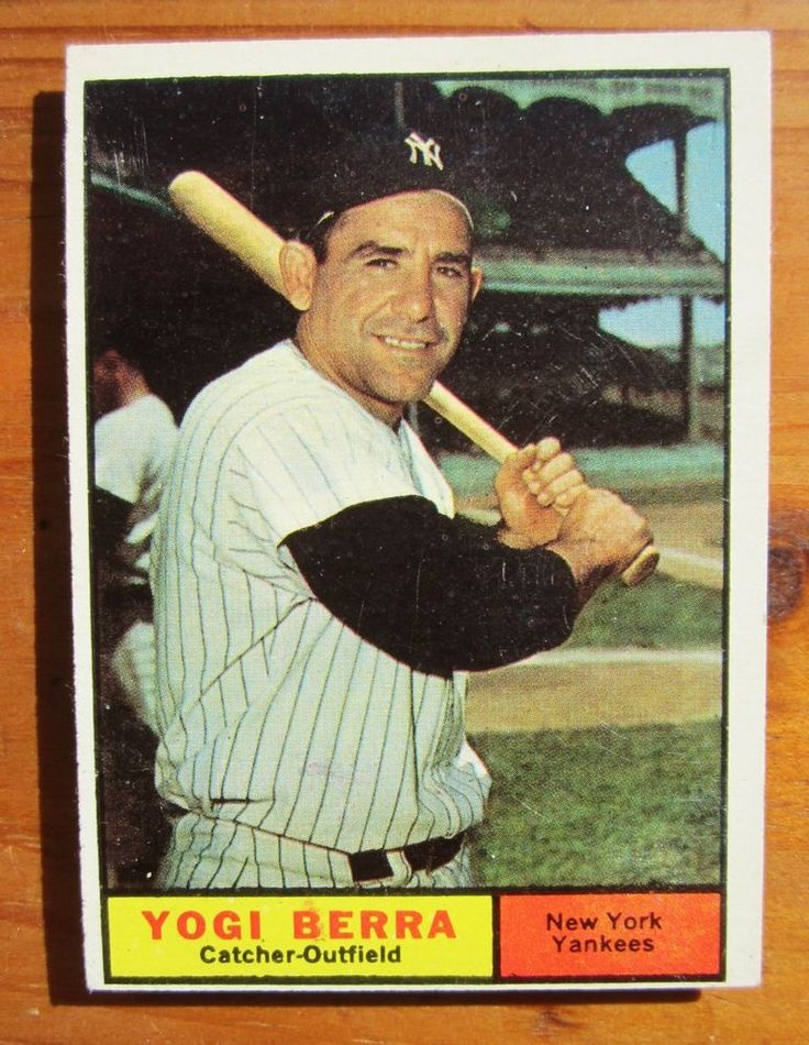 1961 Topps Yogi Berra Baseball Card New York Yankees HoF Near Mint