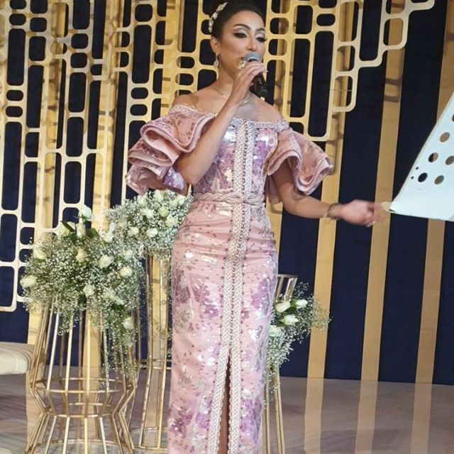 إضغط لتحميل الصورة Click To Download The Image حفل زفاف عايلة آلسليطي الف مبروك عروستي الجميلة شما و عريسنا فهد الل Off Shoulder Dress Dresses Shoulder Dress