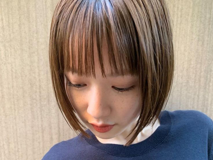 もう悩みたくない 手間いらずで 割れない前髪 に仕上げる方法4つ 21 前髪 ぺったんこ ヘアスタイリング 女性 髪 もう悩みたくない 手間いらずで 割れない前髪 に仕上げる方法4つ 21 前髪 ぺったんこ ヘアスタイリング 女性 髪