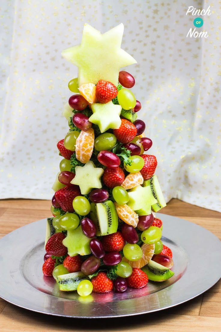 The 25+ best Fruit christmas tree ideas on Pinterest | Christmas fruit ...