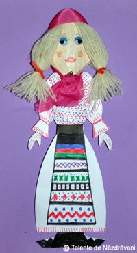 Linguri De Lemn Imbracate In Costum Popular 1 Papusa din lingura de lemn | Crafts, Craft projects, Novelty christmas