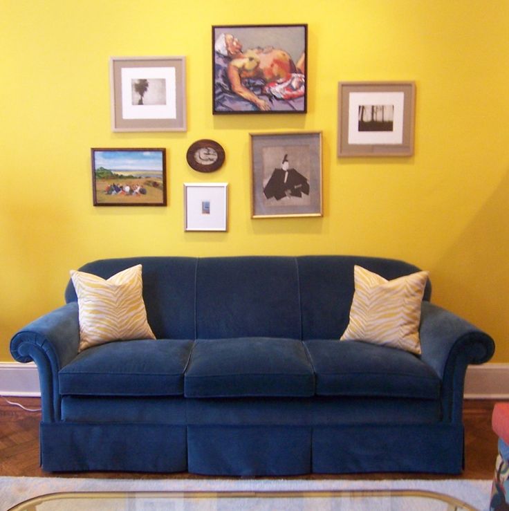 Blue Sofa With Yellow Art Wall Design Walls Living Room Blue Sofa With Yellow Art Wall, What Colour Paint Goes With A Blue Sofa