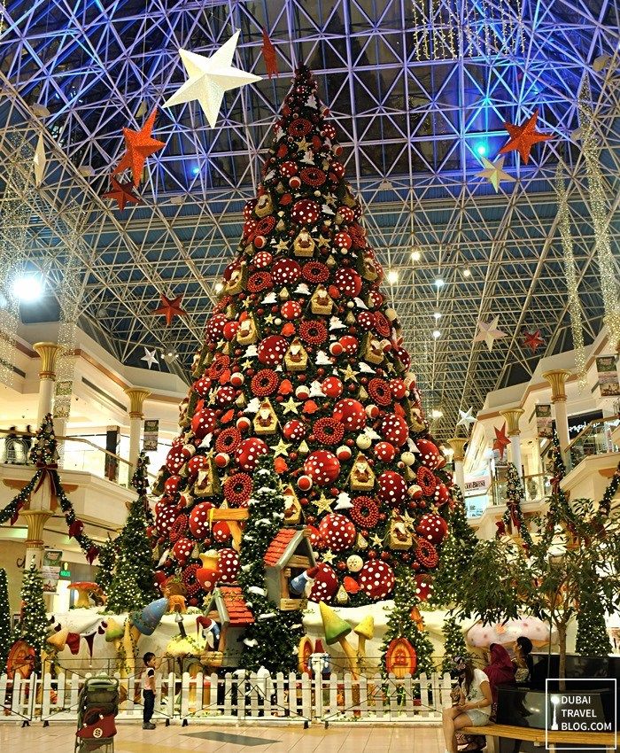 Is This The Biggest Christmas Tree In Dubai Dubai Travel Blog Big Christmas Tree Christmas Scenery Christmas Tree Inspiration