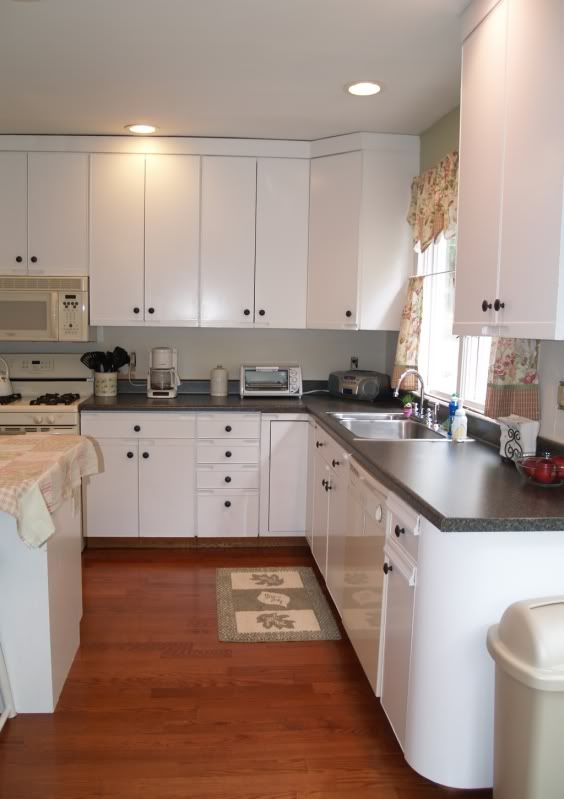 External Image Condo Reno In 2019 Laminate Cabinets Melamine External Image Condo Reno In 2019 Laminate Cabinets Melamine Painting