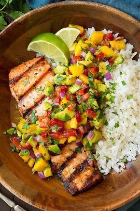 Gegrillter Limettenlachs mit Mango-Avocado-Salsa und Kokosnussreis Classy kochen...