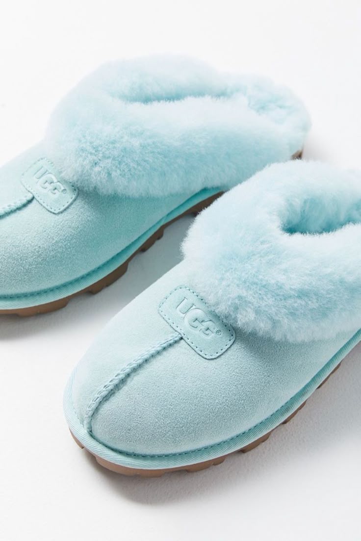 Baby blue ugg slippers clearance
