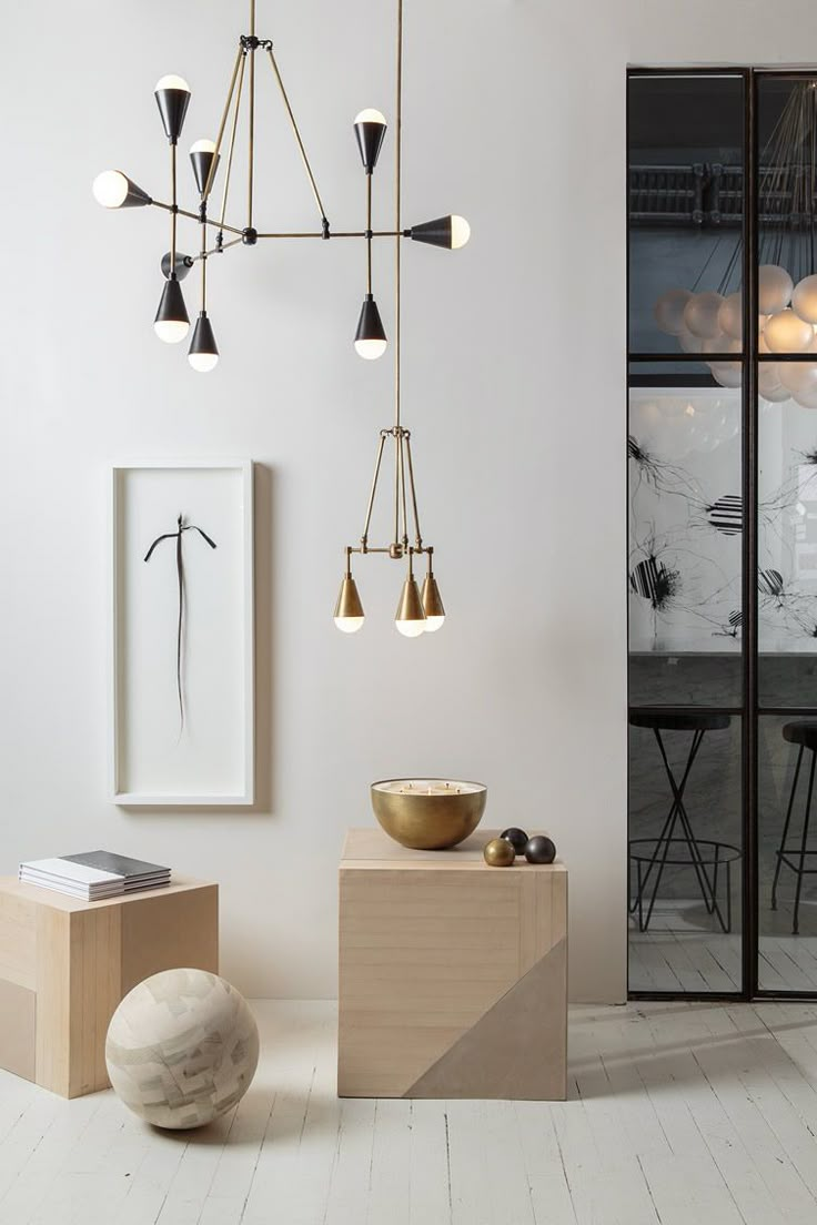 høj chance større The lights are on and everyone is home at Apparatus' Manhattan design studio...  | Modern lighting design, Interior lighting, Lighting inspiration