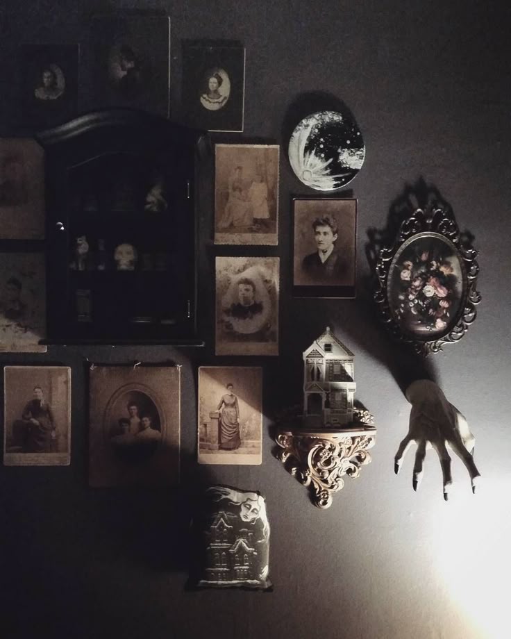 best 25 spooky decor ideas on pinterest diy halloween spooky halloween decorations and halloween dance