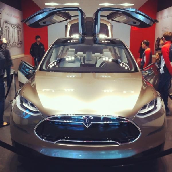 Falcon Tesla Model Doors With Wing Open Xtesla Model X With Falcon Wing Doors Open Tesla Model X Tesla Model Tesla Car